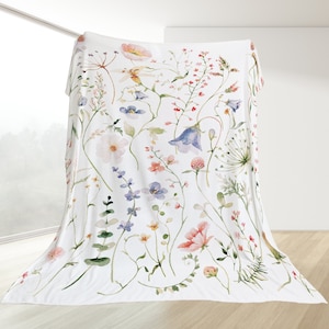 Wildflower Throw Blanket Floral Sofa Cover Cottagecore Pressed Flower Home Decor White Floral Blanket Herb Garden Lover Gift Birthday Gift